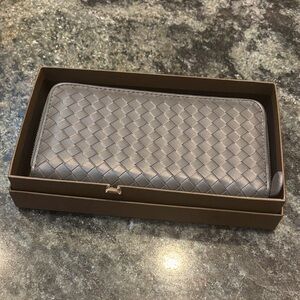 Woven Zip-Around Wallet in Metallic grey